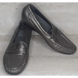 SAS Silver Metallic Bronze Low Heel Comfort Shoe Size 8.5 Made in the USA